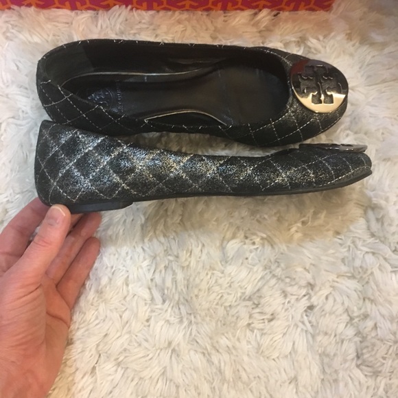 Tory Burch quilted glitter black/silver flats - Picture 8 of 8